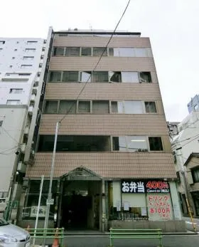 宝ビル本館の外観