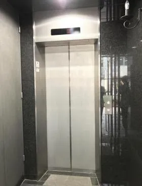 イッシンジャパンビルの外観