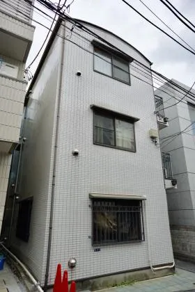 キャラット南青山の外観