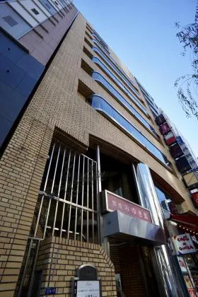 銀座みゆき館ビルの外観