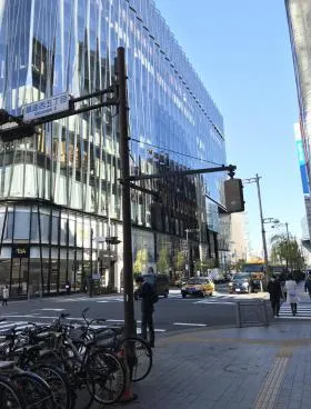 銀座みゆき館ビルの外観