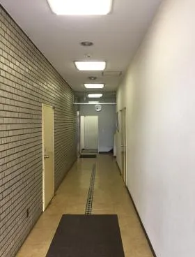 麹町秋山ビルディングの外観