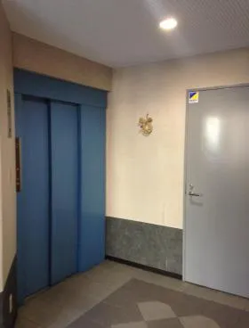 ヤリタビルの外観