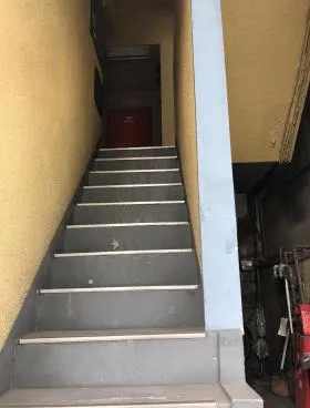 ラヤマビルの外観