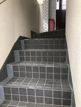 サンヒルズKビルの外観