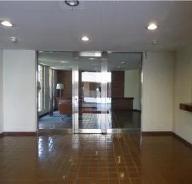 ブルク山王ビルの外観