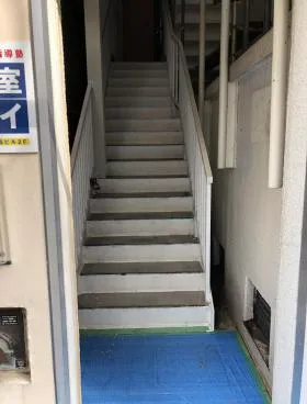 日本サンライズビルの外観