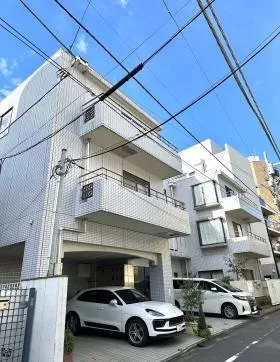 緑岡ハウスビルの外観
