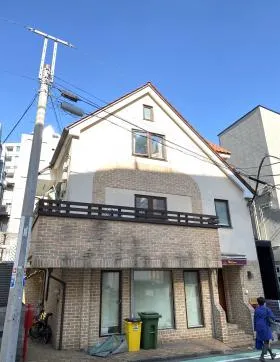 Aカントリーハウスビルの外観