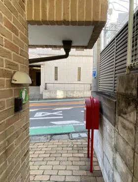 Aカントリーハウスビルの外観