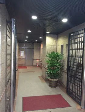 京橋北見ビル西館の外観