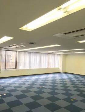 京橋北見ビル西館の外観