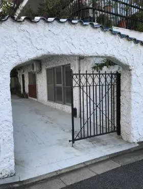 秀和富士見町レジデンスの外観