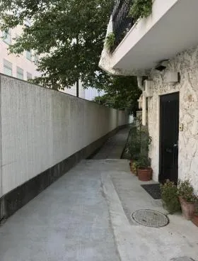 秀和富士見町レジデンスの外観