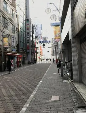 恩京アムールビルの外観
