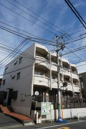 シャトレアンビルの外観