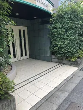 ドメイン東新宿の外観