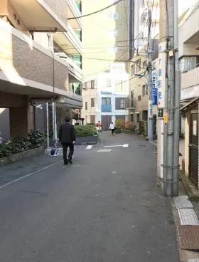 西新宿青木ビルの外観