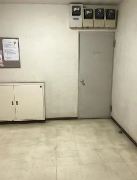 西新宿青木ビルの外観