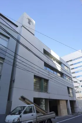 白橋ビルの外観