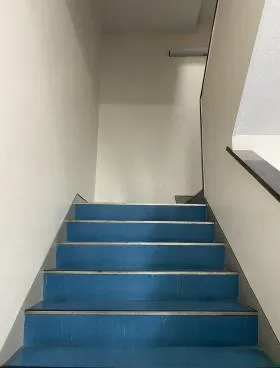 STKビルの外観