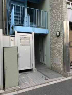 レキセン沖本ビルの外観