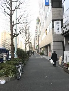 レキセン沖本ビルの外観
