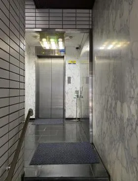 セントラル共立ビルの外観