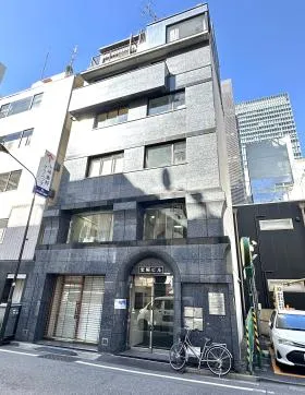 宝照ビルの外観