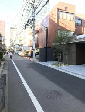 オープンレジデンシア青山ザ・ハウスビルの外観
