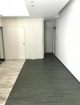 ビジョナリーⅥビルの外観
