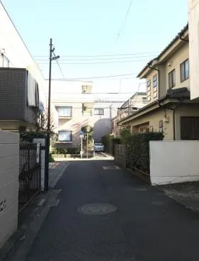 ワールドハイツビルの外観