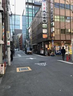 塚田ビルの外観