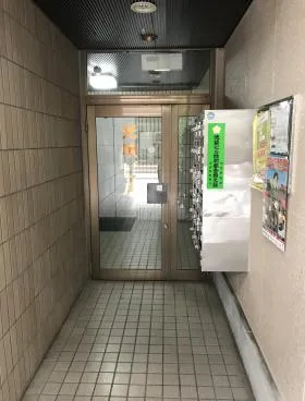 光映ビルの外観