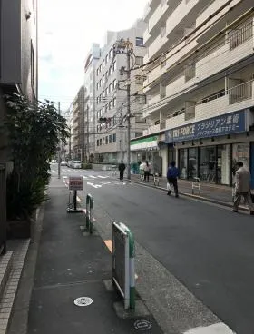 光映ビルの外観