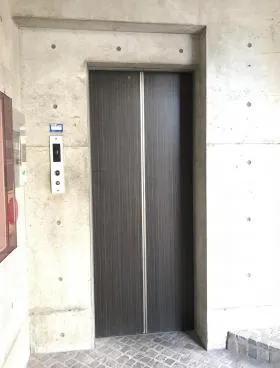 フラグメントミッブビルの外観