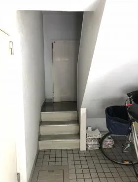 中野ビルの外観
