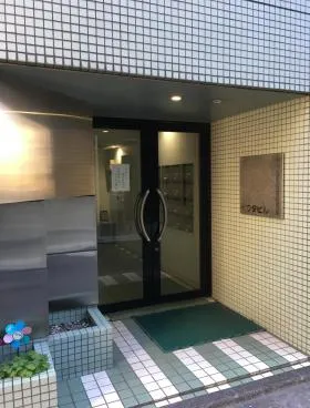 イワタビルの外観