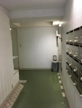 イワタビルの外観