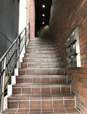 ワダビルの外観