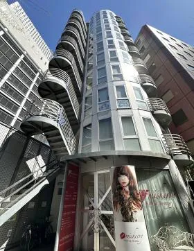 池袋Y3ビルの外観