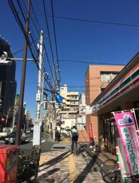 ウエストモアビルの外観