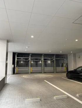 FRIEND BUILDINGの外観
