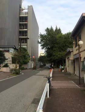 丸促築地ビルの外観