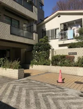 神南ハイムビルの外観