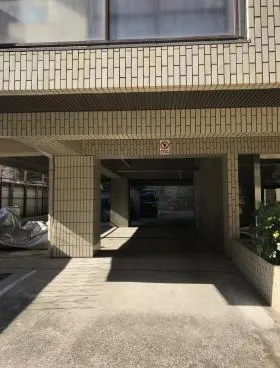 神南ハイムビルの外観