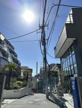 MORE EXCELLENCE ビルの外観