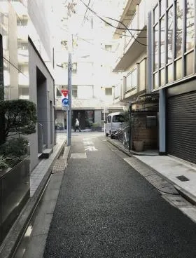 桜ヒルズ日本橋浜町ビルの外観