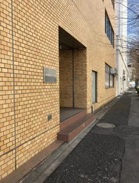 浜離宮建設プラザ別館の外観