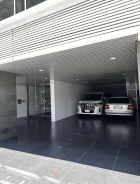 西新宿ダイヤモンドビルの外観